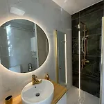 Apartment Panoramas Lakas A Balatonnal, *